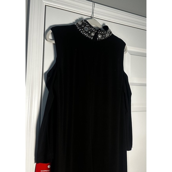 NWT Avenue Formal Dress Size 14 Long Sleeve With Cold Shoulder - Picture 8 of 13